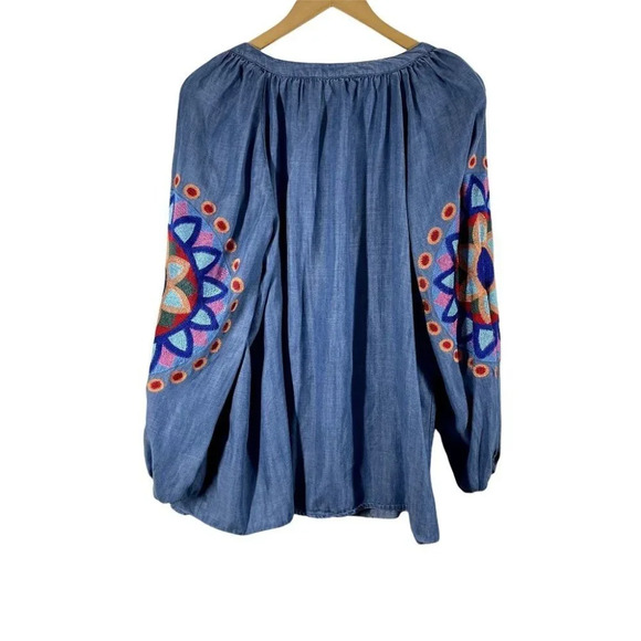 Zara Chambray Embroidered Sleeve Blouse Size S Deep V Neck Long Sleeve - Picture 2 of 6